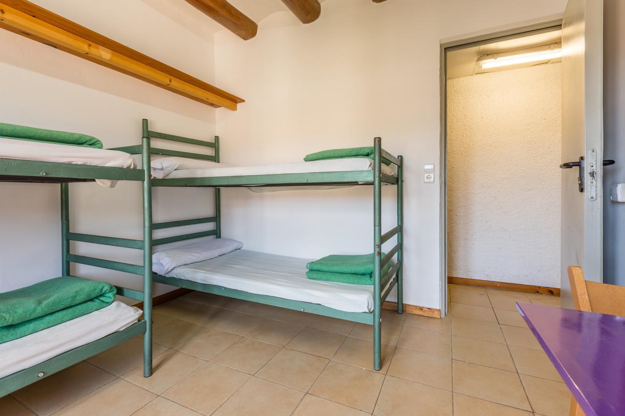 Salas de Pallas Alberg La Solana מראה חיצוני תמונה